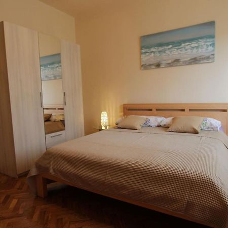 מאלינסקה Apartment Studio Ljutic מראה חיצוני תמונה