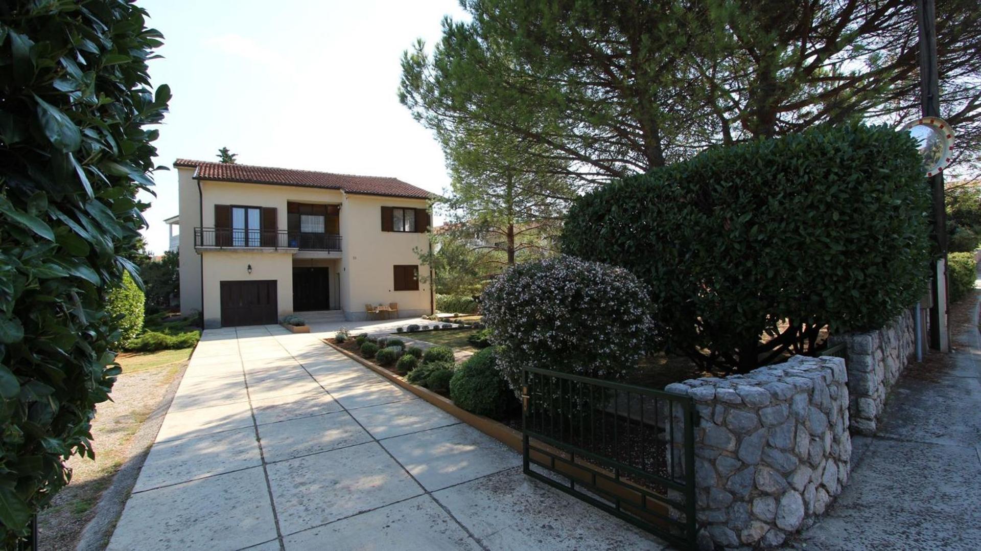 מאלינסקה Apartment Studio Ljutic מראה חיצוני תמונה
